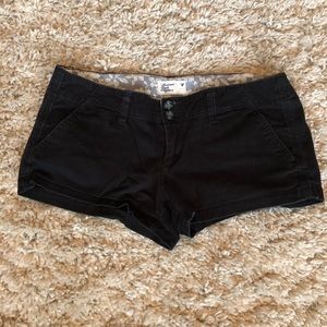 American Eagle Low-Rise Black Shorts